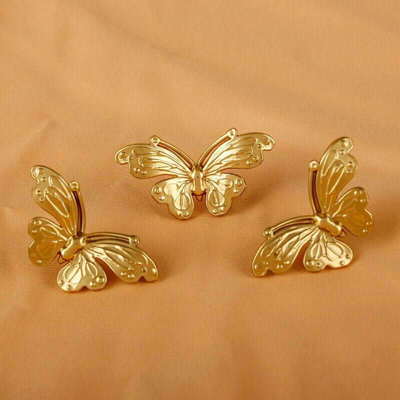Brass butterfly drawer Knobs, decorative art room knobs, Furniture knobs, diy drawer pulls , wardrobe Knob, Cabinet Knob, furniture hardware