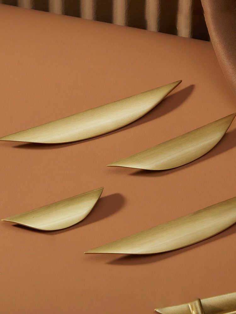 Minimalist leaf Cabinet Pulls Knobs, Drawer pulls, Golden Dresser Knobs Handles, wardrobe handle pull, Kitchen pull knob,Furniture hardware
