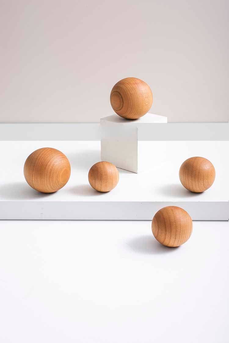 Solid wood Ball Round Drawer pulls, Dresser Knobs Handles, Cabinet Pulls Knobs, wardrobe handle pull, Kitchen pull knob, Furniture hardware