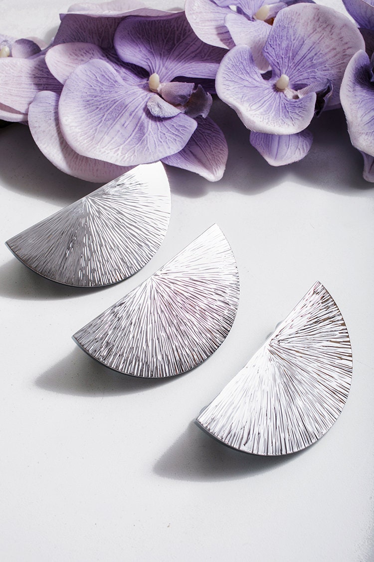 Silver Hammered Cabinet knob, Chrome Drawer Dresser round Knobs handle, Wardrobe Knob, Minimalist Pulls Knobs Handles,Cabinet Hardware
