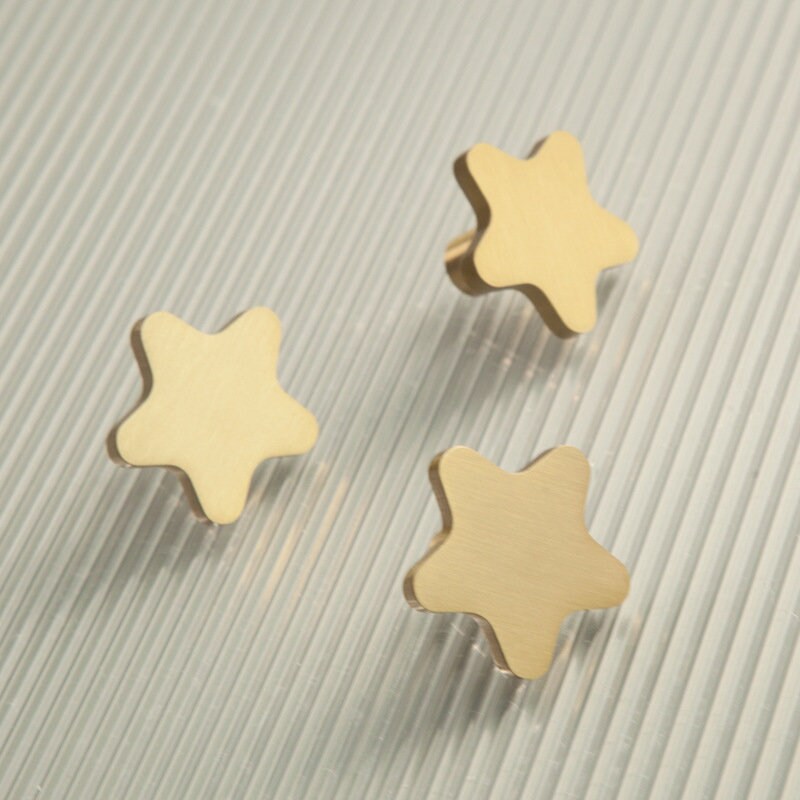 Brass star Knobs, nursery room knobs, twinkle twinkle Furniture knobs, diy drawer pulls , wardrobe Knob, Cabinet Knobs , furniture hardware