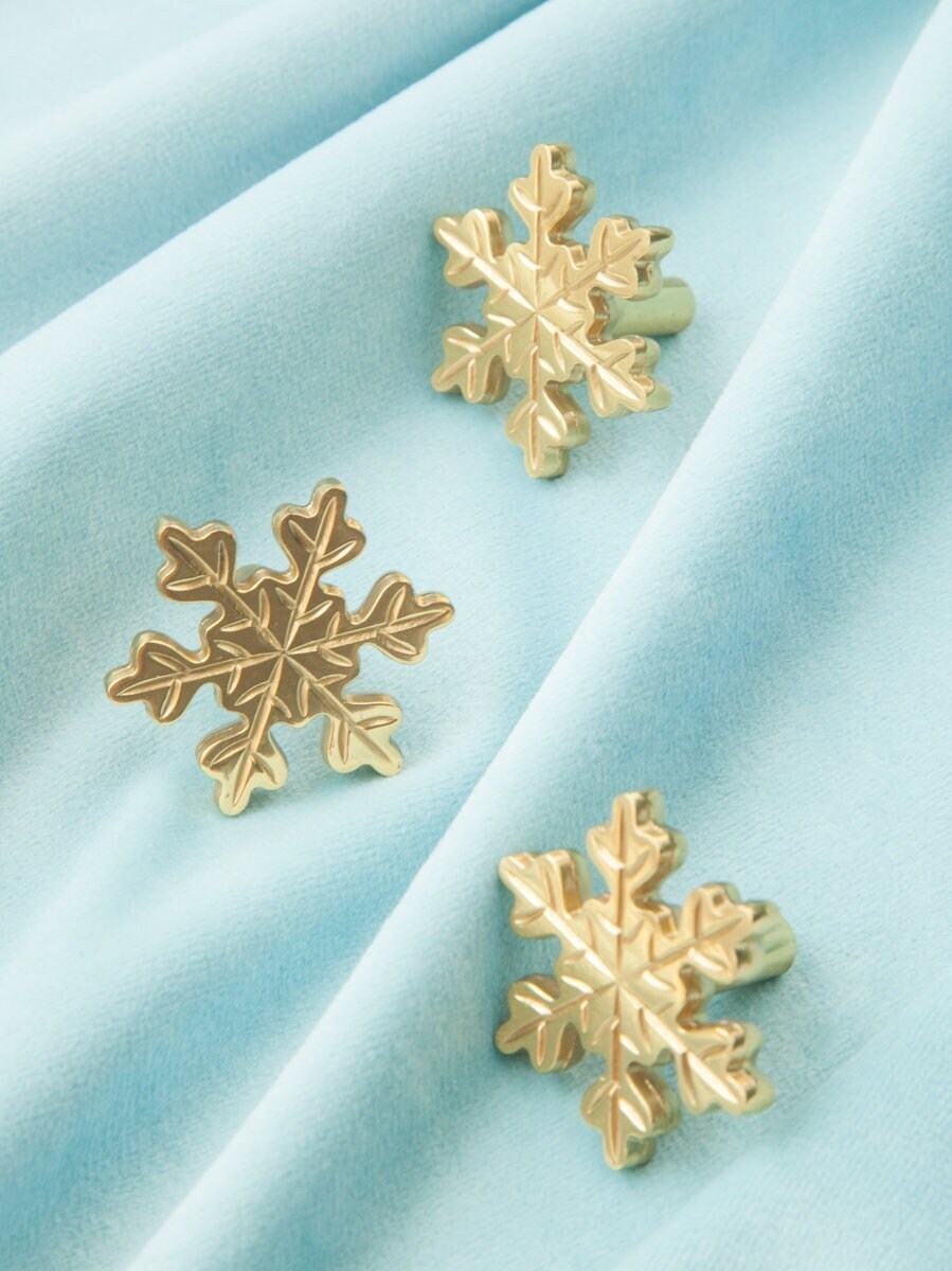 Snowflake Brass Knobs, Modern Cabinet Knobs, Nursery drawer Knobs kids room Furniture knobs, diy drawer pulls, wardrobe Knob