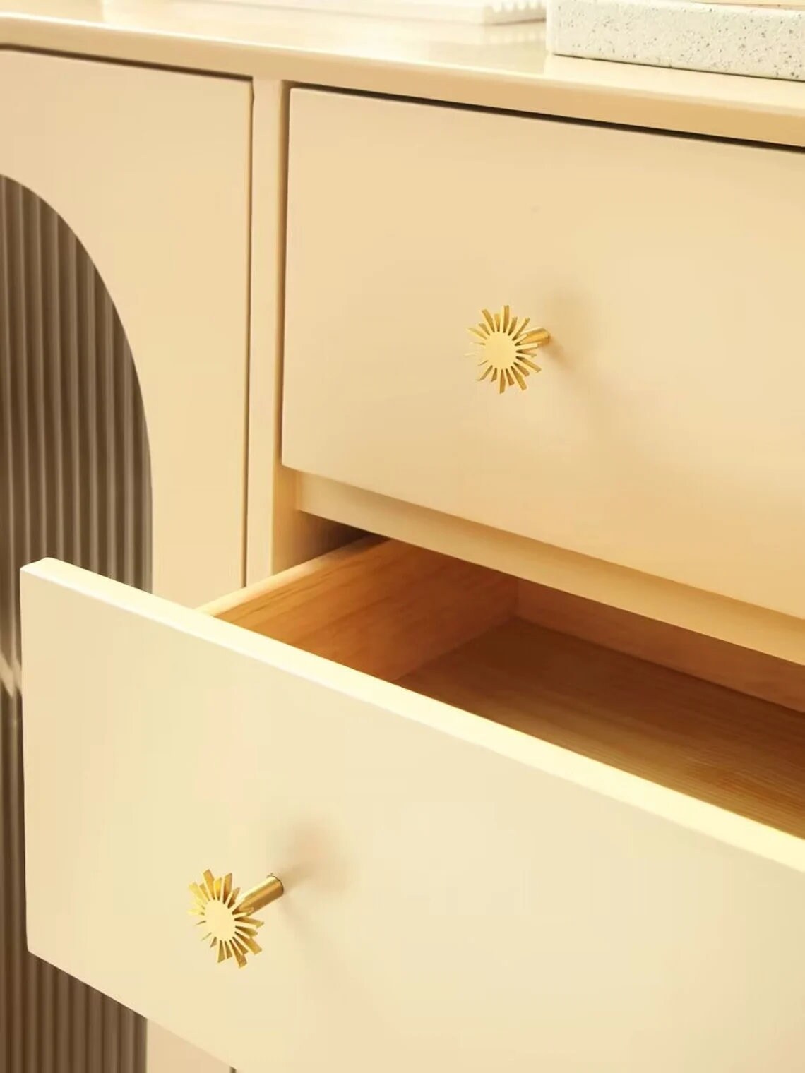 Brass Sunshine Knobs, Sun Drawer Pull, Modern handle pull Wardrobe handle Pulls Cabinet Pulls Knobs Dresser Knobs Handles Furniture hardware