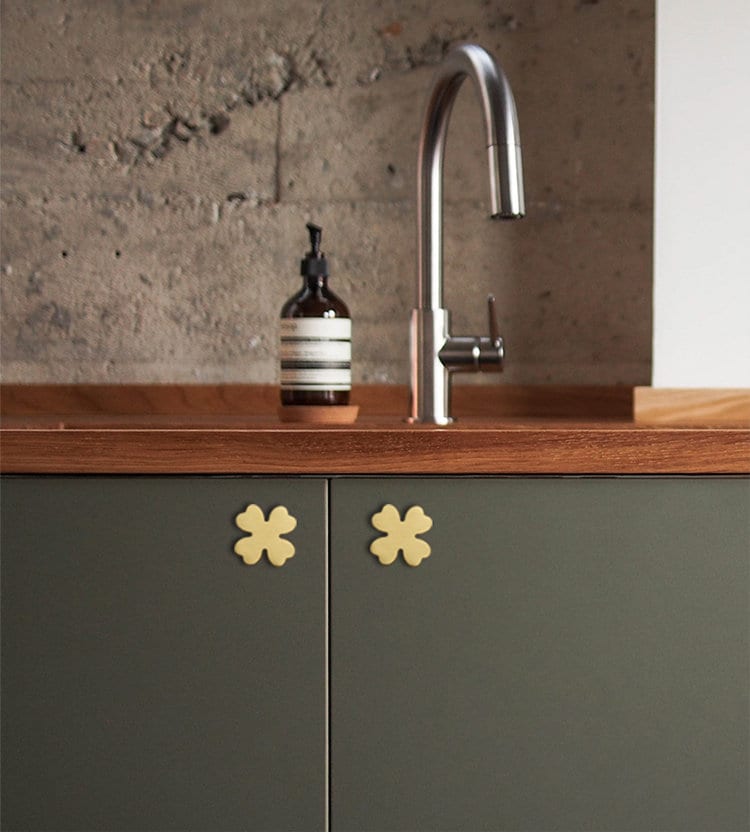 Flower Dresser handle Decor, Clover Brass Cabinet Knobs, Golden Drawer Pull, Wardrobe handle Cabinet Door Pulls Knobs, Furniture hardware