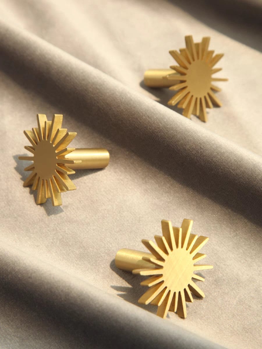 Solid Brass Sun Drawer Pull, Gold sunshine dresser Knobs Handles, Wardrobe handle Pulls Cabinet Pulls Knobs, Furniture hardware