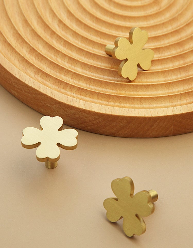 Flower Dresser handle Decor, Clover Brass Cabinet Knobs, Golden Drawer Pull, Wardrobe handle Cabinet Door Pulls Knobs, Furniture hardware