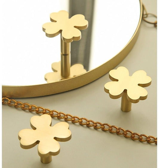 Flower Dresser handle Decor, Clover Brass Cabinet Knobs, Golden Drawer Pull, Wardrobe handle Cabinet Door Pulls Knobs, Furniture hardware