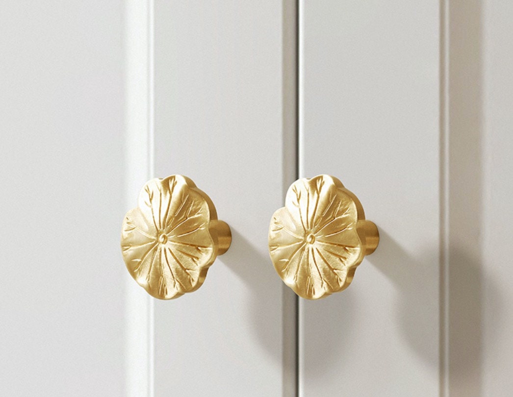 Elegant lotus leafhandle Cabinet Handles Pull Drawer Handles Pull Modern Brass Drawer Pulls Knobs Handles Wardrobe Knobs handle