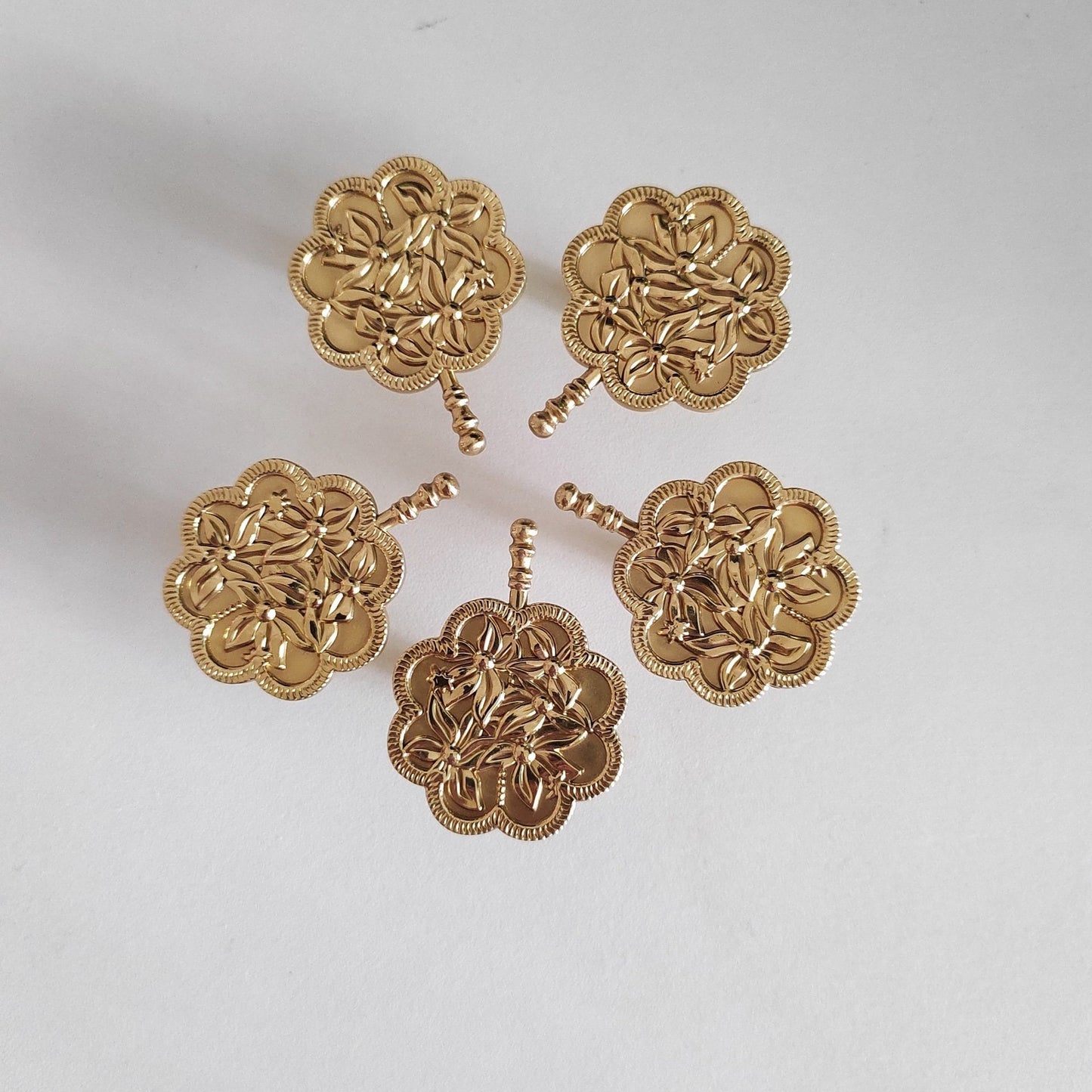 Brass Flower handle Knobs, Elegant Drawer Pull, Wardrobe handle Pulls Cabinet Pulls Knobs Dresser Knobs Handles Furniture hardware