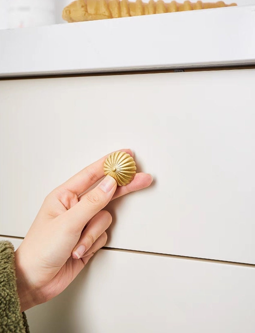 Brass Mushroom Knobs, Umbrella Knobs Drawer Pull, handle pull Wardrobe handle Pulls Cabinet Pulls Knobs Dresser Handles Furniture hardware