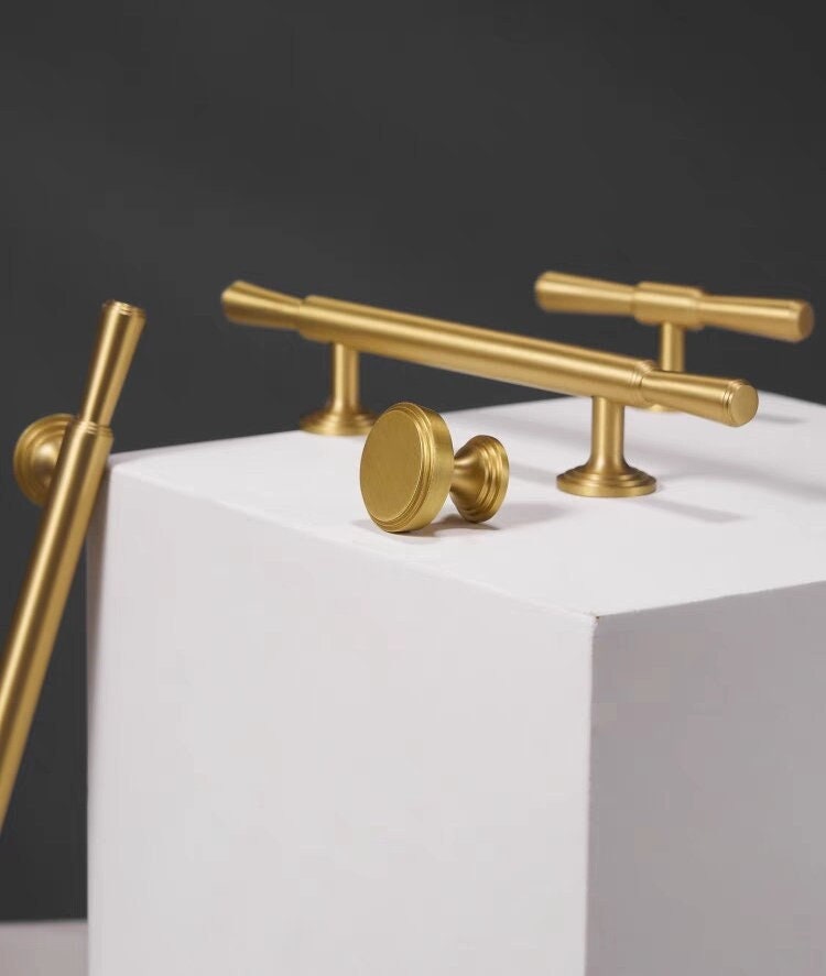 High quality Cabinet Handles Pull Satin Brass Door Handles Brass Drawer Pulls Knobs Handles Wardrobe Knobs handle Furniture Hardware