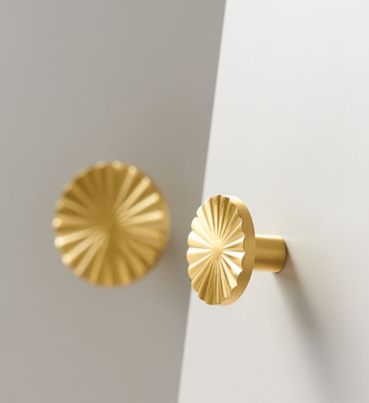 Brass Sunshine Knobs, Semicircle Drawer Pull, Golden Dresser Knobs Handles, Wardrobe handle Pulls Cabinet Pulls Knobs, Furniture hardware