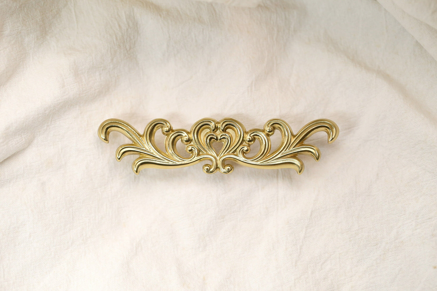 2PCS heart handle cabinet Knobs pull, art deco Furniture knobs, diy animal drawer pulls fish knob Wardrobe Handle Knobs, furniture hardware